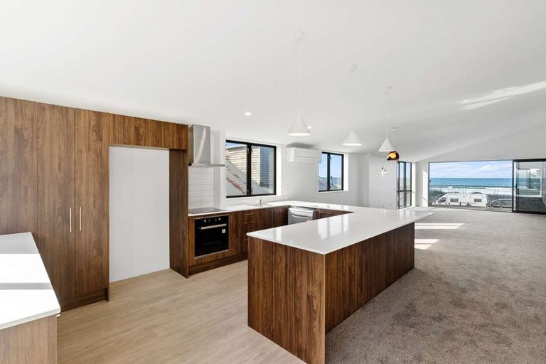 Photo of property in 85b Marine Parade, North New Brighton, Christchurch, 8083