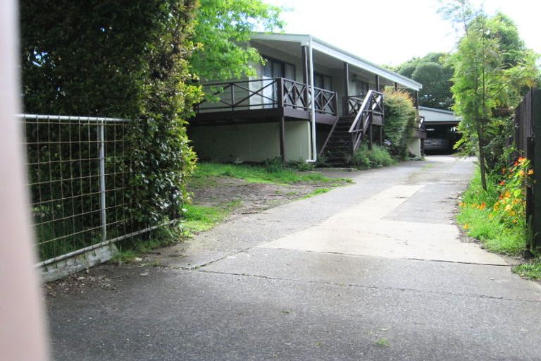 Photo of property in 3 Azara Place, Papatoetoe, Auckland, 2025