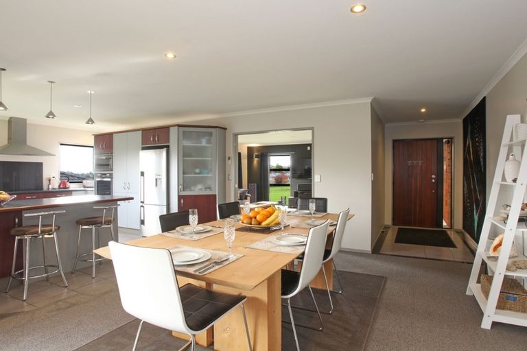 Photo of property in 59 Twickenham Place, Nawton, Hamilton, 3200