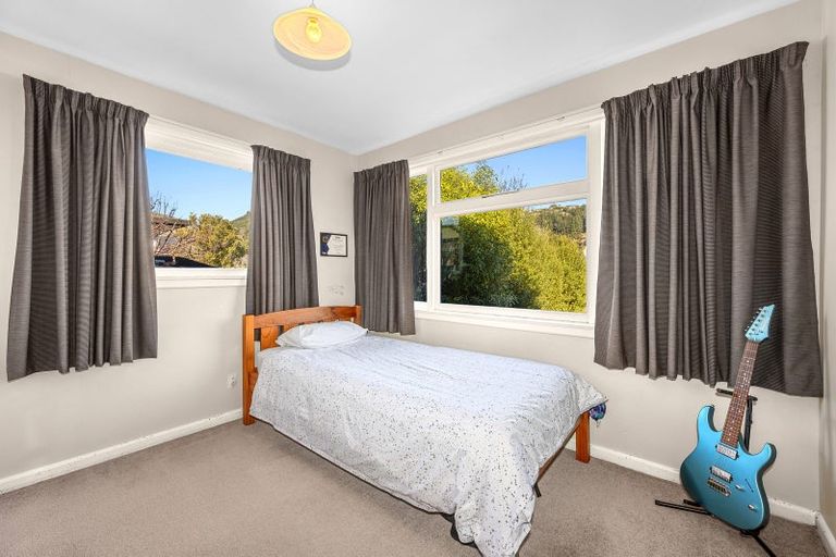 Photo of property in 19 Landsdowne Terrace, Cashmere, Christchurch, 8022