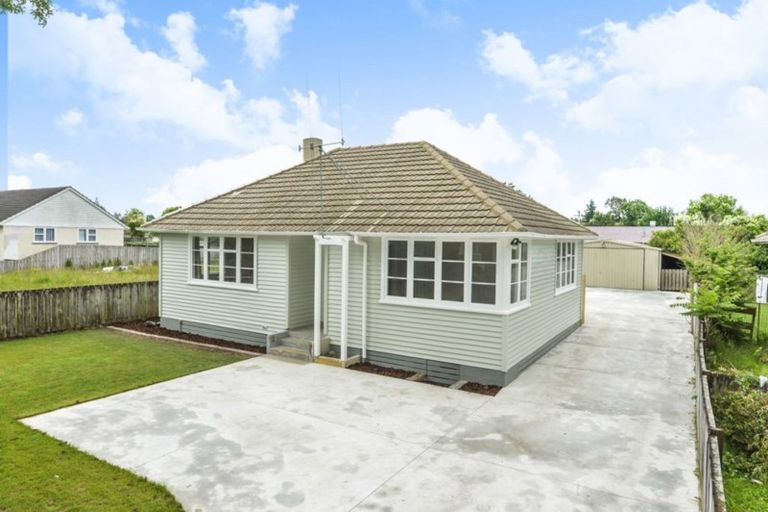 Photo of property in 82 Holland Road, Fairfield, Hamilton, 3214