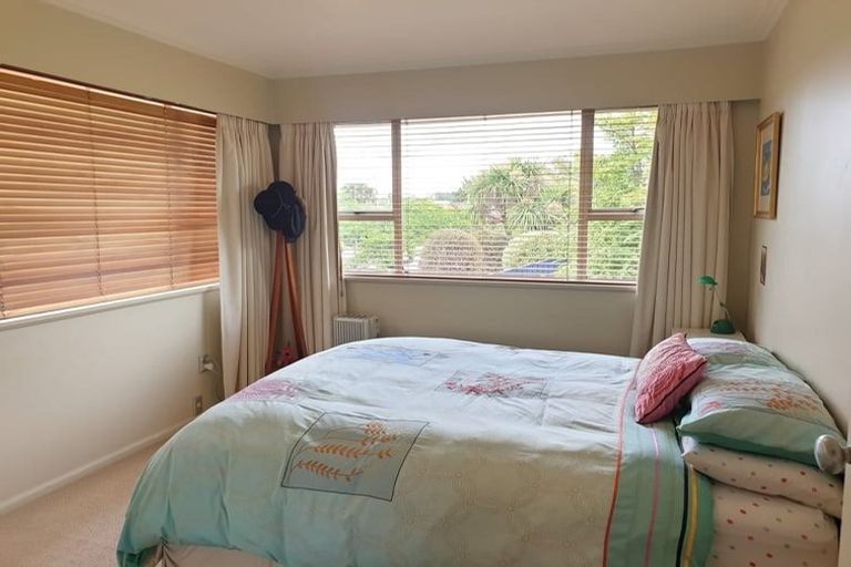 Photo of property in 20 Highfield Place, Avonhead, Christchurch, 8042