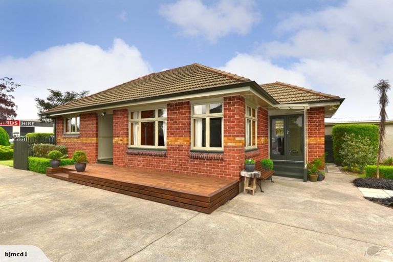 Photo of property in 139 Langdons Road, Northcote, Christchurch, 8052