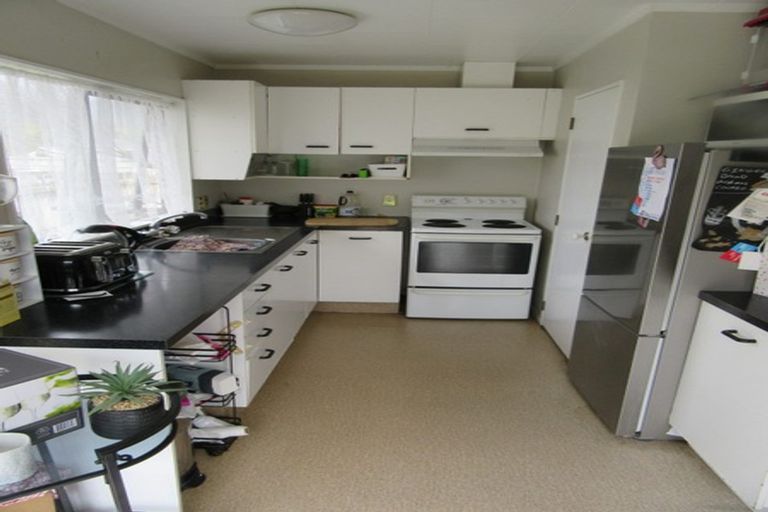 Photo of property in 31 Delaware Grove, Totara Park, Upper Hutt, 5018