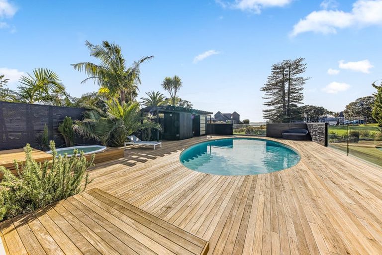 Photo of property in 303 Beach Road, Campbells Bay, Auckland, 0630