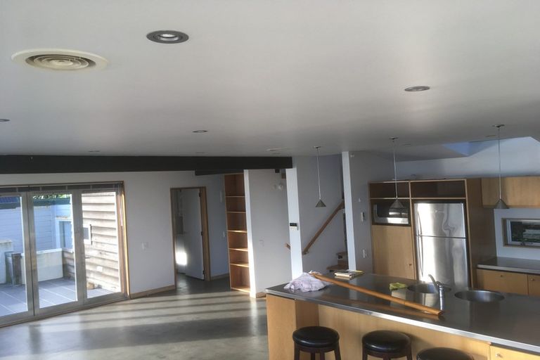 Photo of property in 28 Owhiro Bay Parade, Owhiro Bay, Wellington, 6023