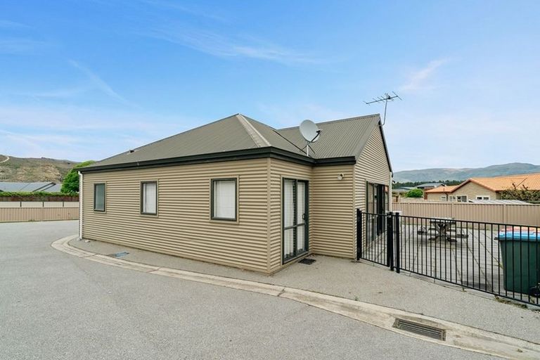 Photo of property in 8a Mckellar Court, Cromwell, 9310