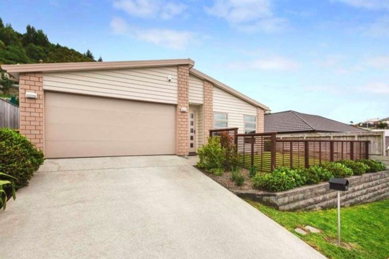 Photo of property in 76 Staithes Drive North, Whitby, Porirua, 5024