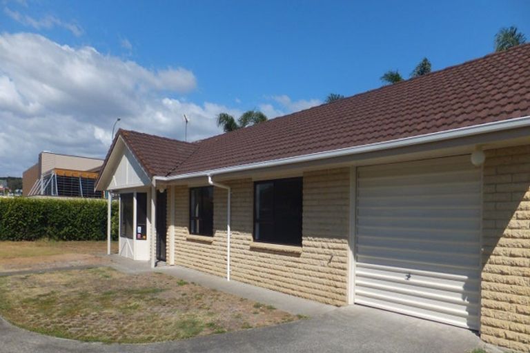 Photo of property in 86a Edinburgh Street, Pukekohe, 2120