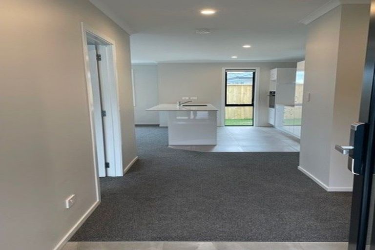 Photo of property in 4 Tangata Way, Omokoroa, 3114
