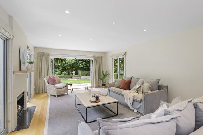 Photo of property in 51 Glandovey Road, Fendalton, Christchurch, 8052