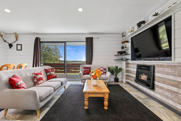 Photo of property in 12 Michaels Way, Maunganamu, Taupo, 3379