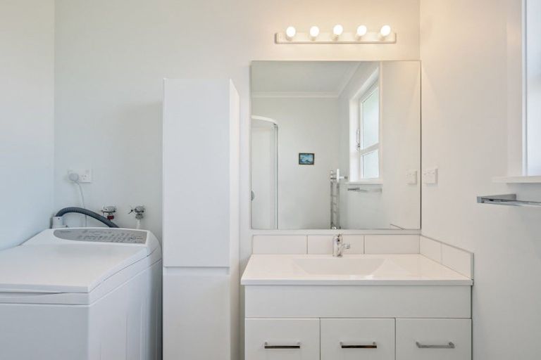 Photo of property in 54 Kennedy Drive, Levin, 5510