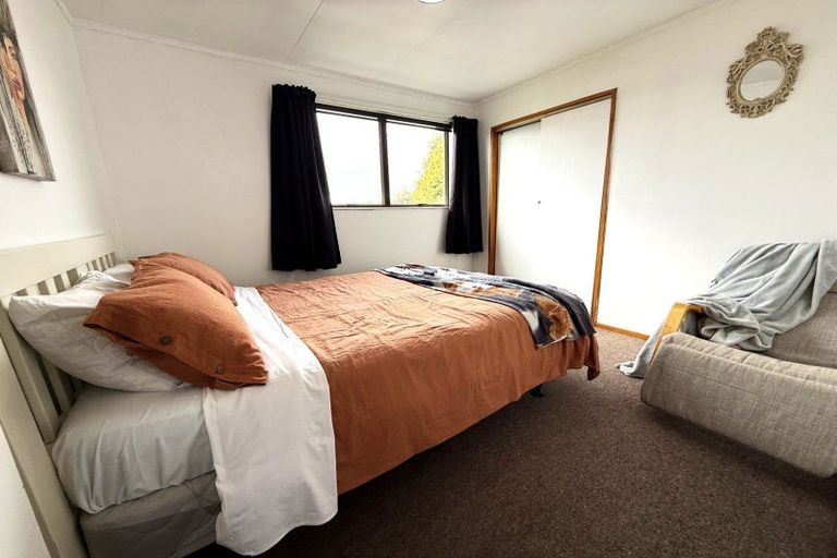 Photo of property in 4/702 Grays Road, Mahora, Hastings, 4120