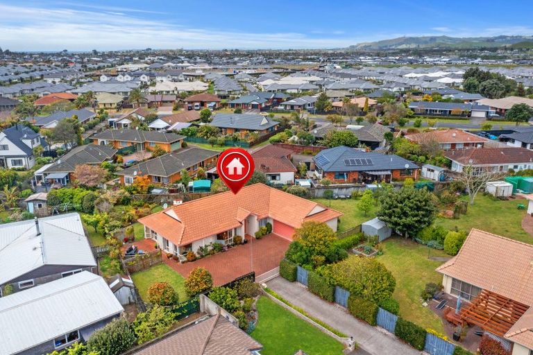 Photo of property in 18 Jasmine Place, Mount Maunganui, 3116