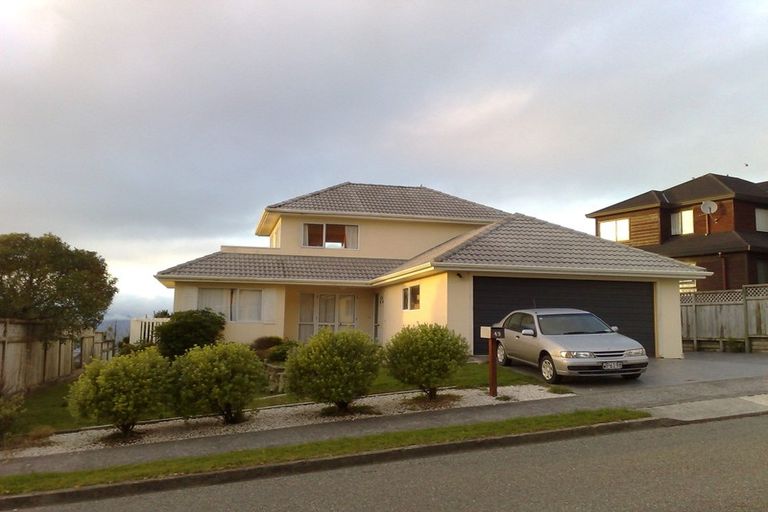 Photo of property in 49 Ashton Fitchett Drive, Brooklyn, Wellington, 6021