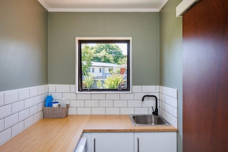 Photo of property in 2 Higgin Place, Feilding, 4702