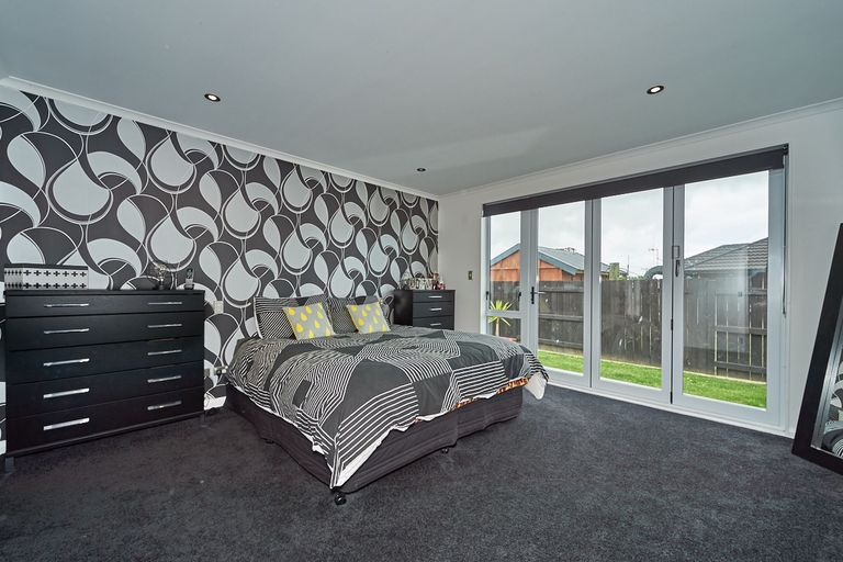 Photo of property in 59 Liberty Grove, Kelvin Grove, Palmerston North, 4414