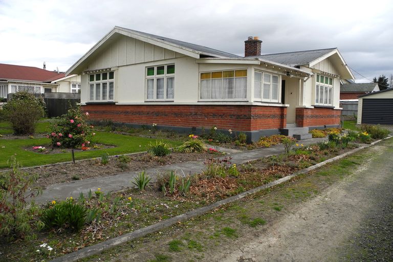 Photo of property in 202 Queen Street, Waimate, 7924