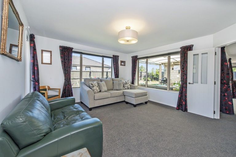 Photo of property in 21 Newbrook Terrace, Darfield, 7510