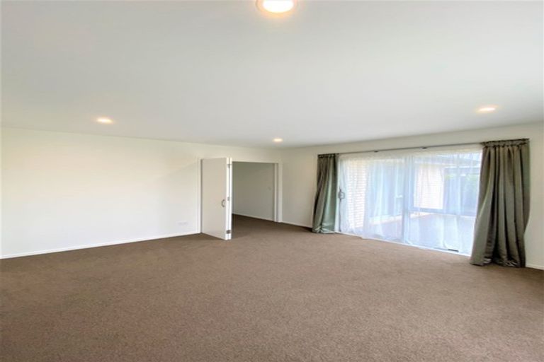 Photo of property in 16 Winfield Drive, Wigram, Christchurch, 8042