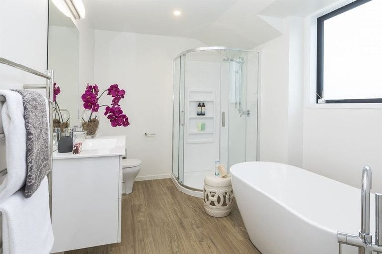 Photo of property in 5/43 Division Street, Riccarton, Christchurch, 8041