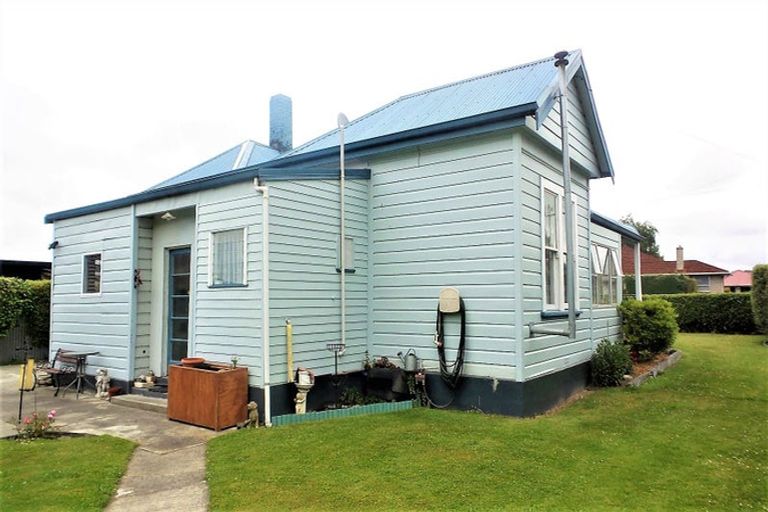 Photo of property in 24 Davie Street, Temuka, 7920