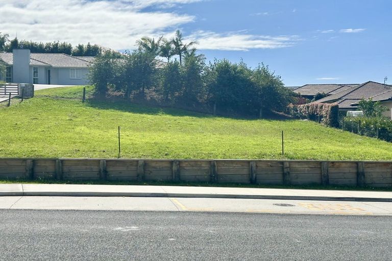 Photo of property in 8 Tralee Street, Omokoroa, 3114