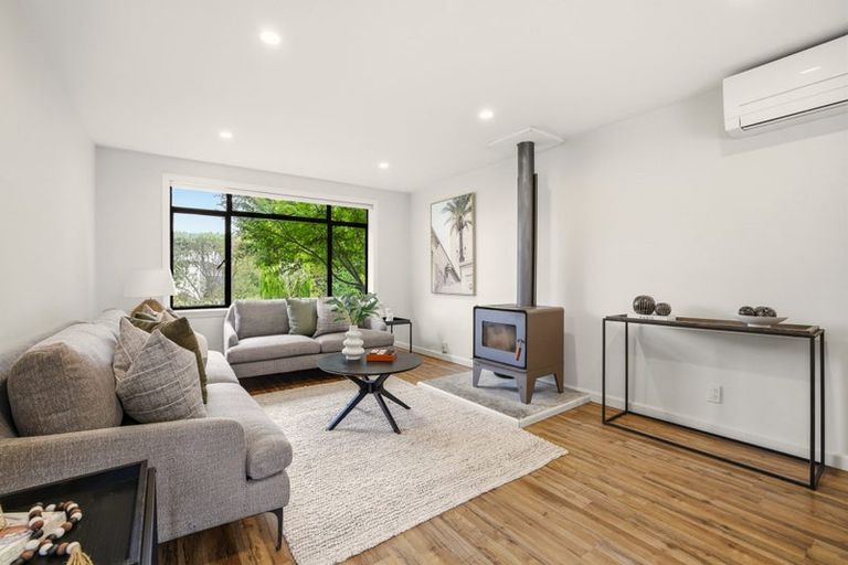 Photo of property in 8 Ardmore Place, Bishopdale, Christchurch, 8053