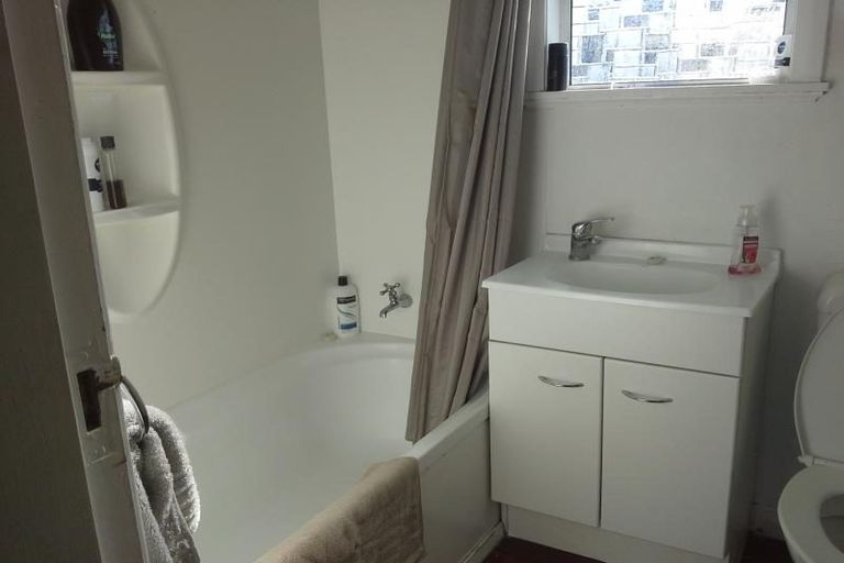 Photo of property in 83 Brooklands Road, Brooklands, New Plymouth, 4310