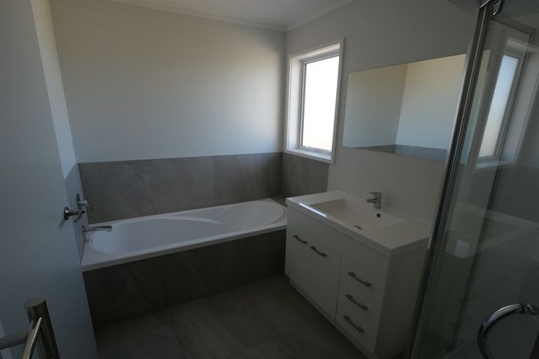 Photo of property in 3c Helvetia Road, Pukekohe, 2120