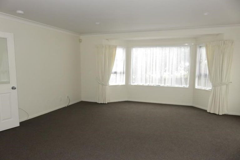 Photo of property in 22 Waverton Terrace, Churton Park, Wellington, 6037