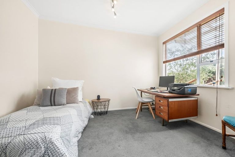 Photo of property in 3 Saint Ronans Avenue, Waterloo, Lower Hutt, 5011