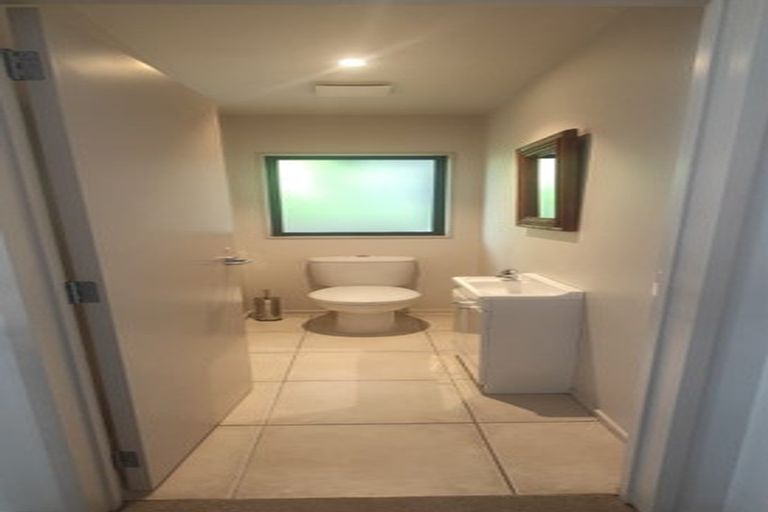 Photo of property in 416 Beach Road, Mairangi Bay, Auckland, 0630