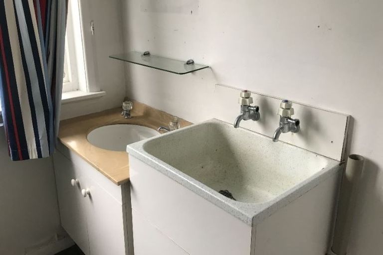 Photo of property in 138 Te Rangitautahanga Road, Turangi, 3334