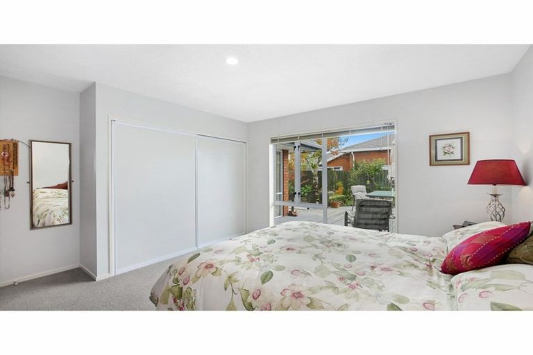 Photo of property in 3/356 Yaldhurst Road, Russley, Christchurch, 8042