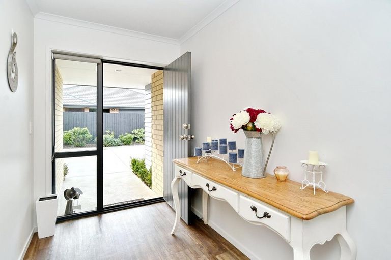 Photo of property in 5 Raranga Street, Marshland, Christchurch, 8083