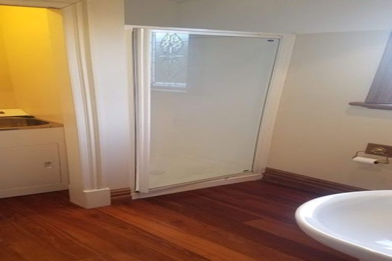 Photo of property in 138 Russell Terrace, Berhampore, Wellington, 6023