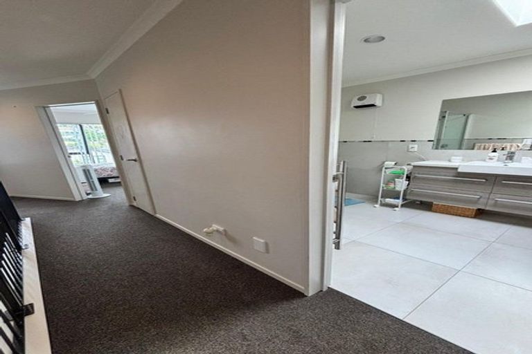 Photo of property in 33d Anselmi Ridge Road, Pukekohe, 2120