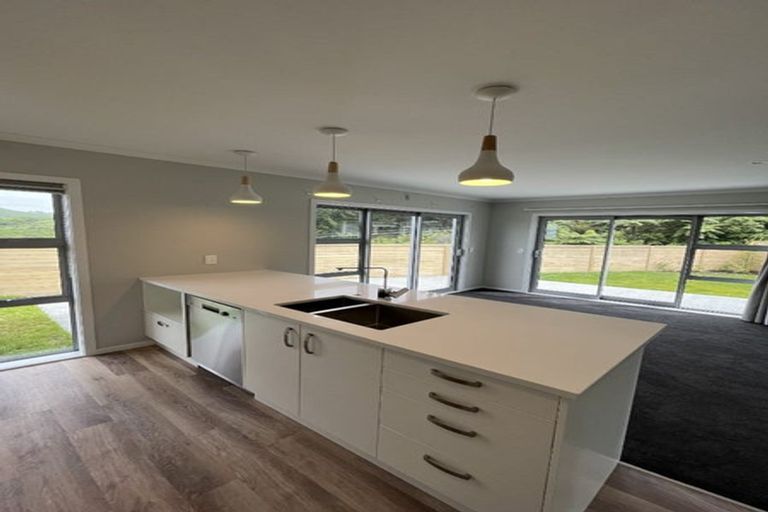 Photo of property in 9 Takapo Grove, Kelson, Lower Hutt, 5010