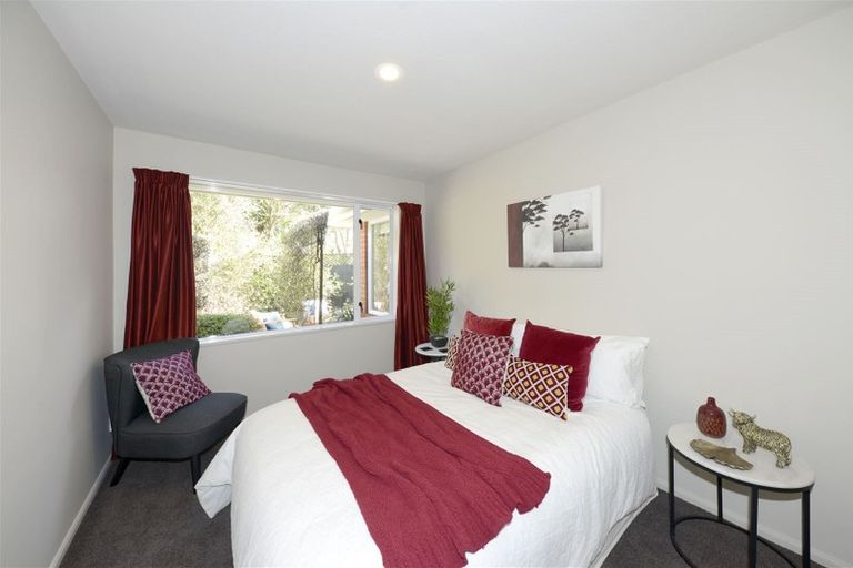 Photo of property in 2/135 Brookside Terrace, Bryndwr, Christchurch, 8053