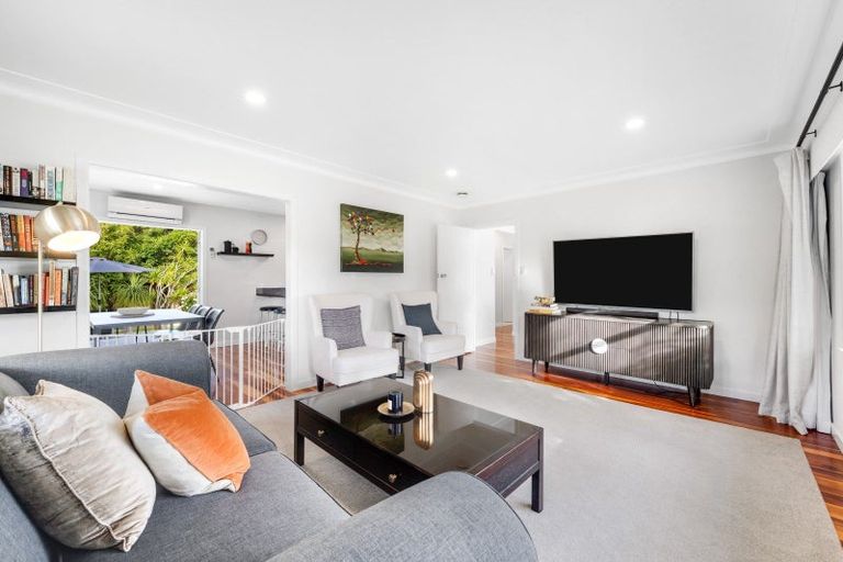 Photo of property in 25 Gills Road, Bucklands Beach, Auckland, 2014