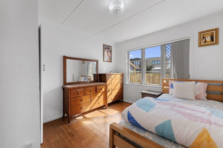 Photo of property in 70 Melrose Road, Mount Roskill, Auckland, 1041