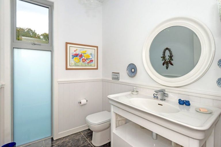 Photo of property in 9 Grant Road, Whataupoko, Gisborne, 4010