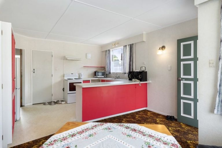 Photo of property in 2a Anzac Road, Otaki, 5512
