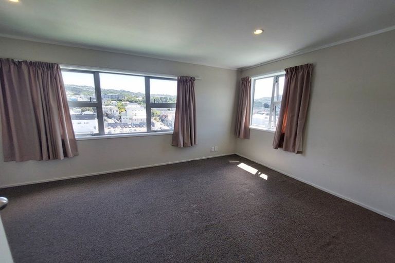 Photo of property in 26/8 Girton Terrace, Mount Cook, Wellington, 6021