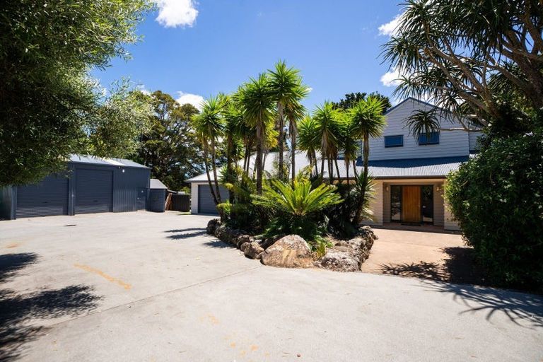 Photo of property in 24 Waitaua Road, Kauri, Kamo, 0185
