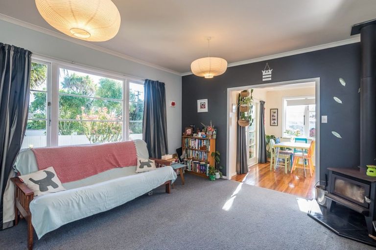 Photo of property in 35 Kiharoa Street, Otaki Beach, Otaki, 5512