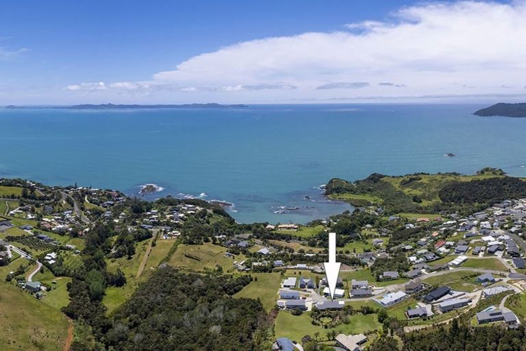 Photo of property in 31 Eagles Way, Cable Bay, 0420