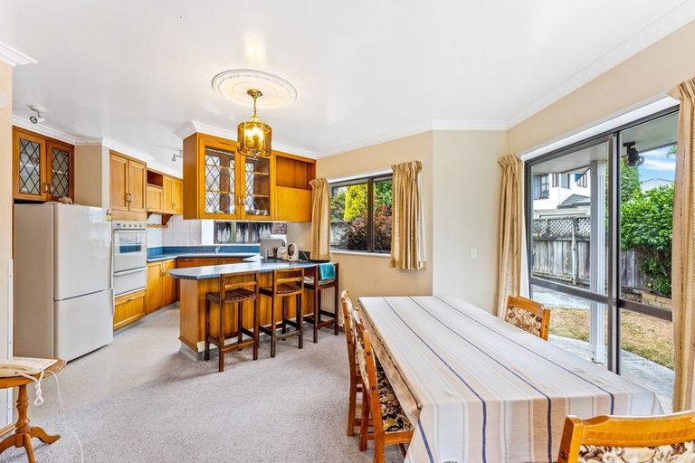 Photo of property in 26 Comeskey Grove, Elderslea, Upper Hutt, 5018